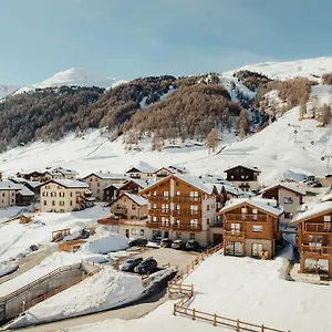 https://mountain-lodge-23041.it-lombardy.com