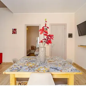 Appartamento Arte In Casa Vacanza, Bagheria